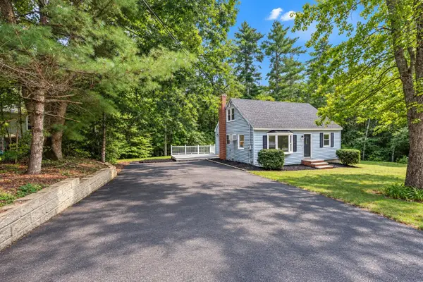 14 Richard Court, Raymond, NH 03077