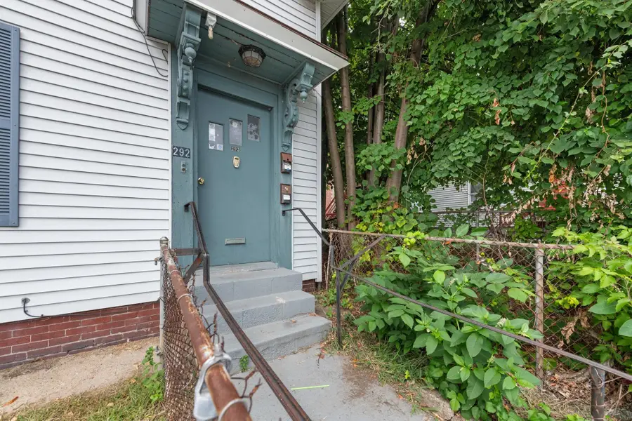 292 Main Street, Manchester, NH 03102 - #2