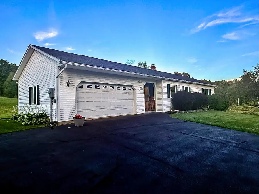 315 East Cobble Hill Road, Barre, VT 05641 - #2