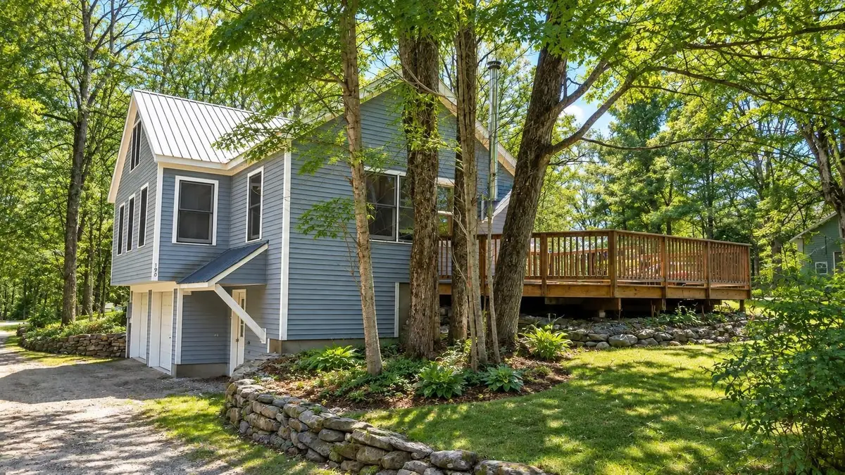 190 Depot Street, Jamaica, VT 05343 - #1