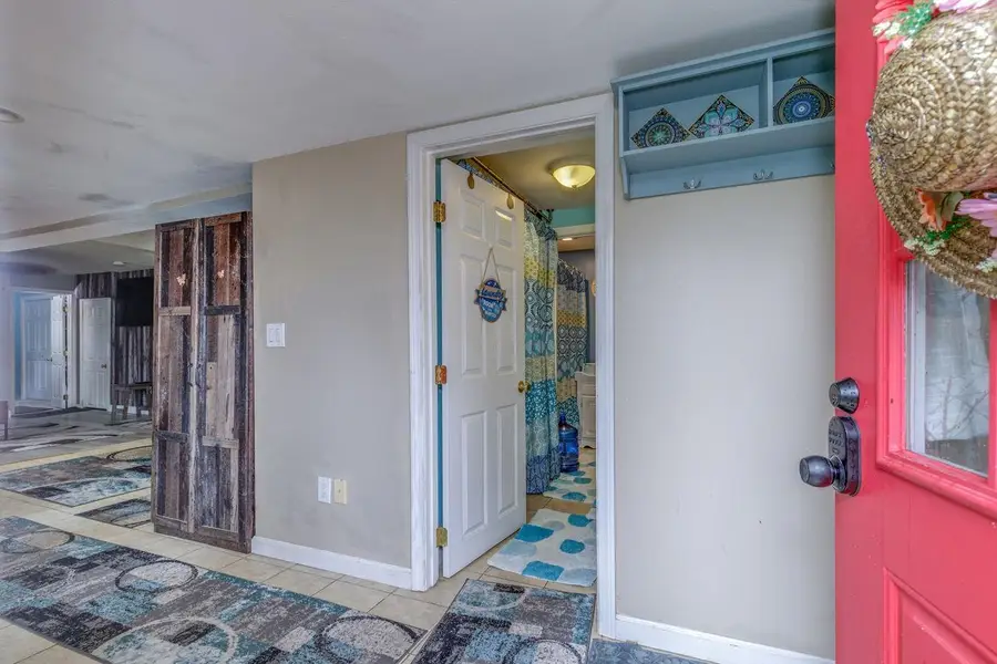 8 Poplar Street, Tilton, NH 03276 - #3
