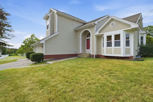 14 Highview Terrace, Manchester, NH 03104