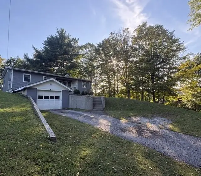69 Flory Heights, Center Rutland, VT 05736 - #3
