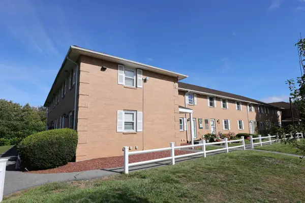 509 Elmwood Drive, Hudson, NH 03051