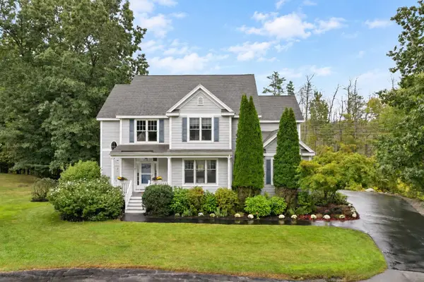 7 Quail Hollow, Stratham, NH 03885