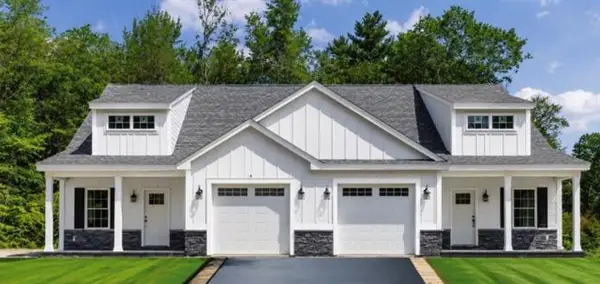 8 Cameron Court, Hampstead, NH 03841