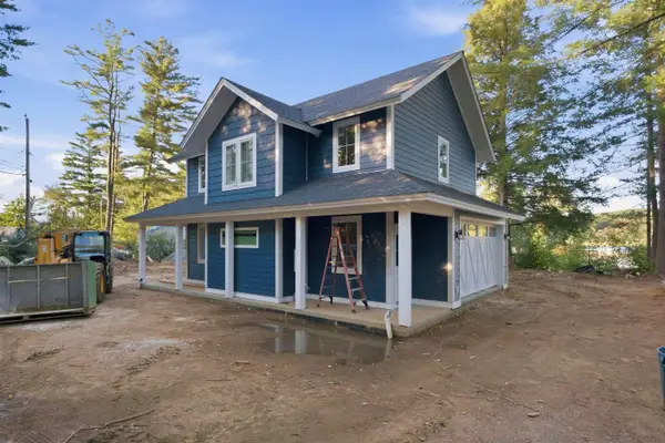156 Gardners Grove, Belmont, NH 03220