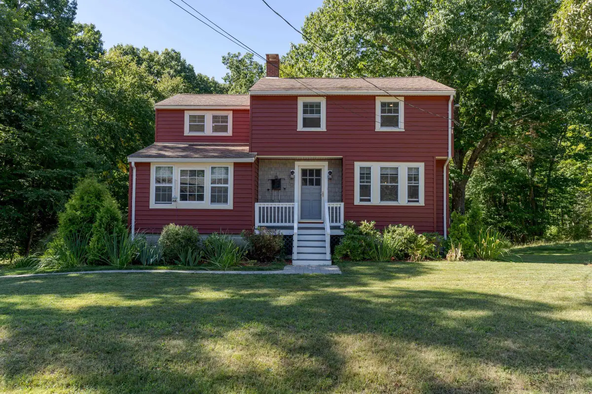 70 Winnicutt Road, Stratham, NH 03855 - #1