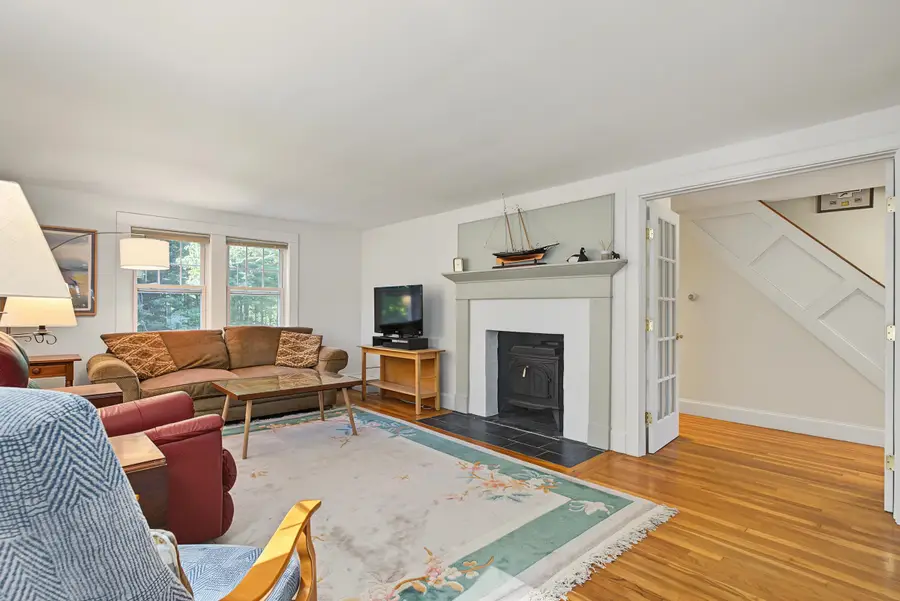70 Winnicutt Road, Stratham, NH 03855 - #2