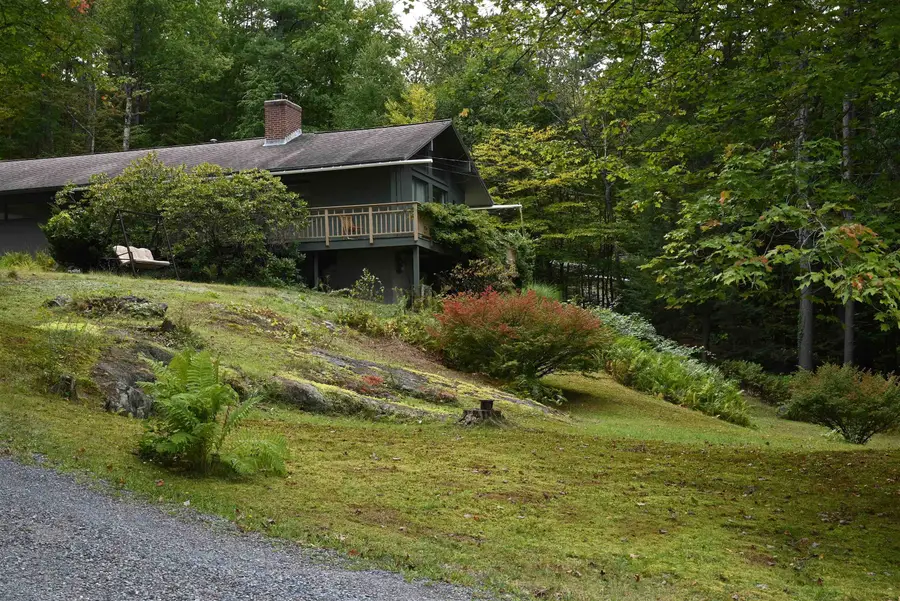 17 Glenwood Drive, Claremont, NH 03743 - #2