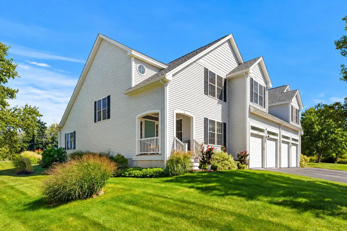 5 Blossom Lane #44, Stratham, NH 03885 - #1
