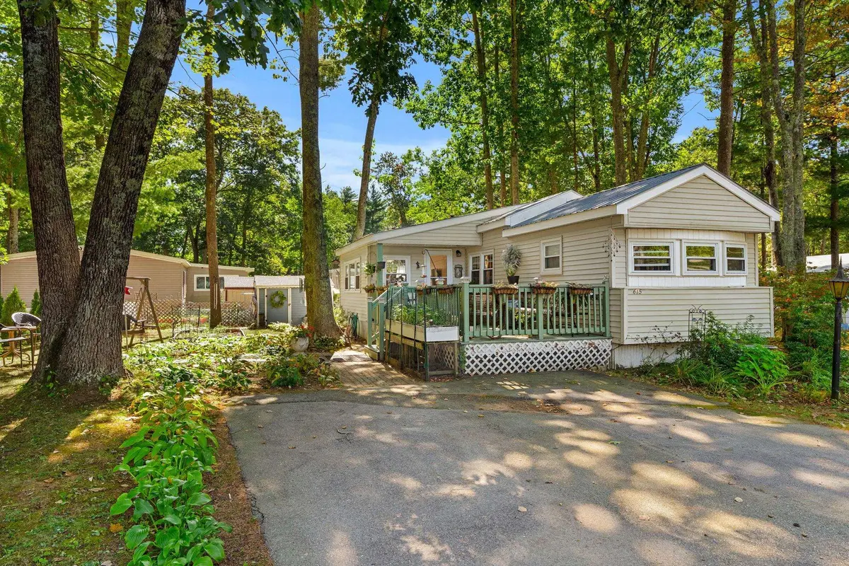 615 Canterbury Drive, Exeter, NH 03833 - #1