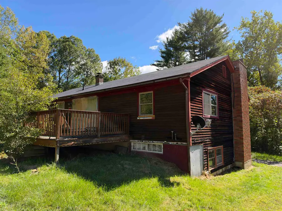 1259 Connecticut River Road, Hartford, VT 05001 - #2