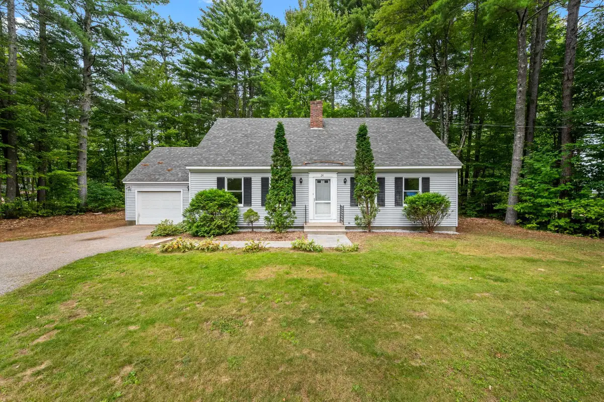 24 Fairview Avenue, Conway, NH 03818 - #1