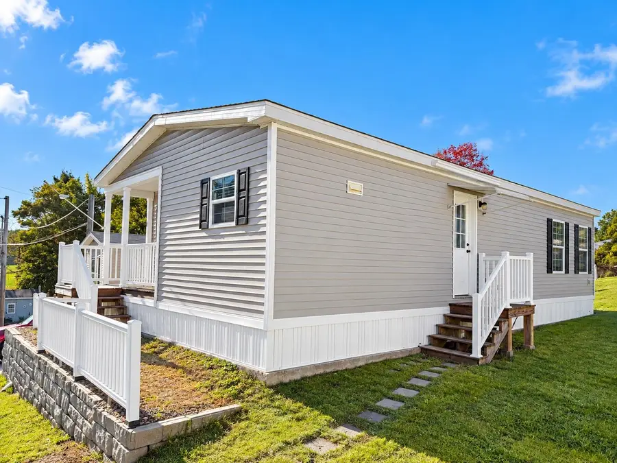 6 Aster Drive, Tilton, NH 03276 - #2