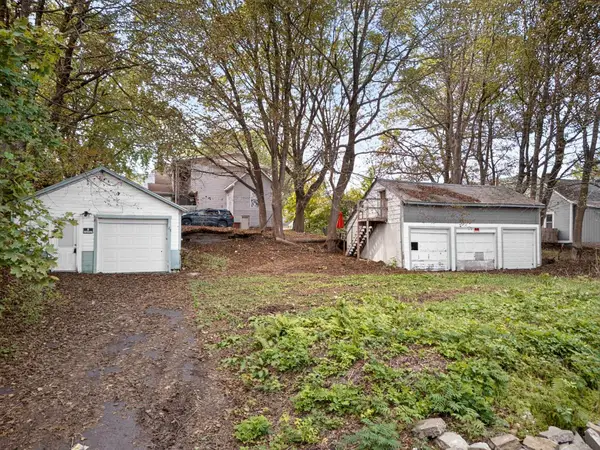 27 Spofford Street, Claremont, NH 03743