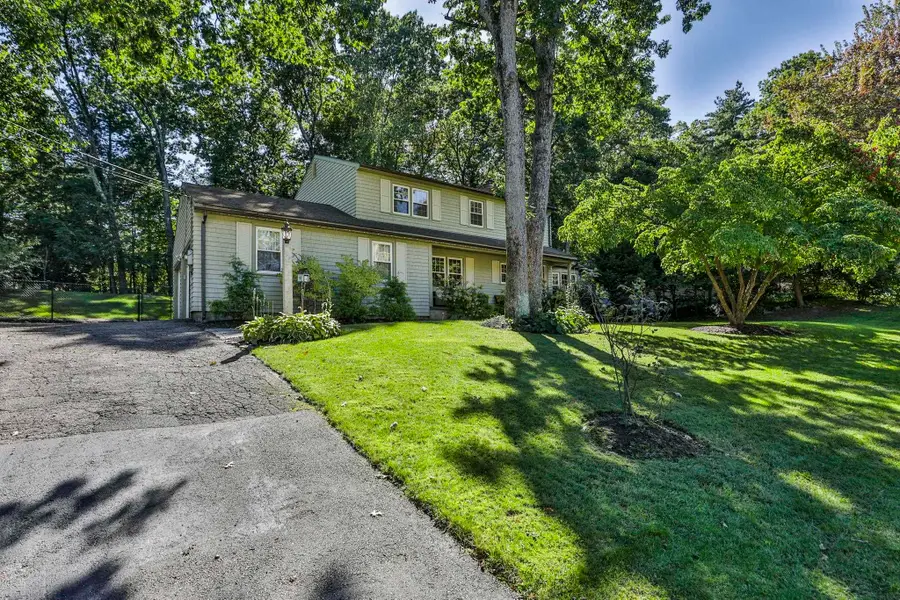 14 Birch Hill Drive, Nashua, NH 03063 - #3