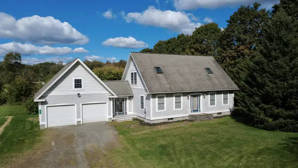 81 Deer Run Lane, Lyndon, VT 05851