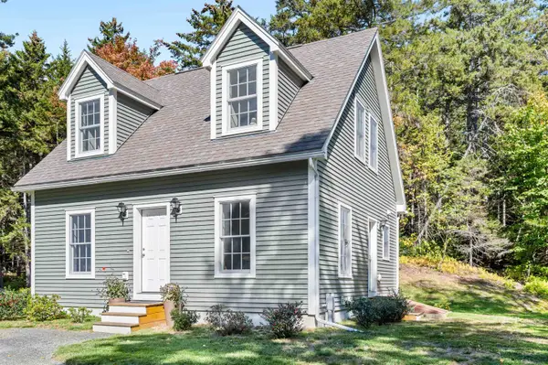 120 Stony Hill Road, Warren, VT 05674