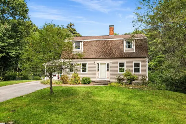 34 Crestview Terrace, Stratham, NH 03885