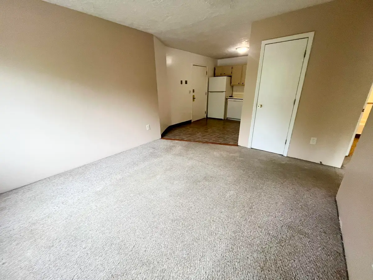 35 Log Street #1A, Manchester, NH 03102 - #1