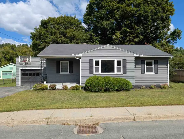 411 Concord Avenue, St. Johnsbury, VT 05819