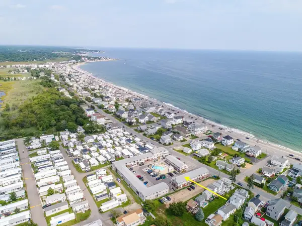 68 Kings Highway #3, Hampton, NH 03842