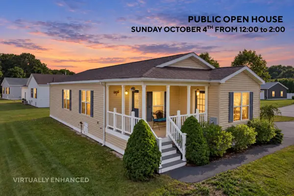 2 Goldenrod Way, North Hampton, NH 03862