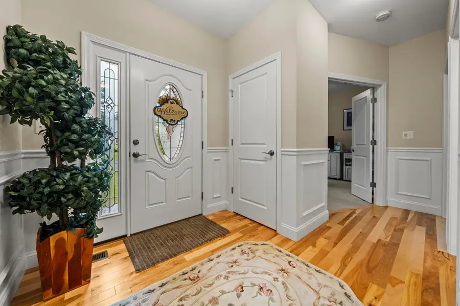 8 FALLING LEAF Drive, Londonderry, NH 03053 - #3