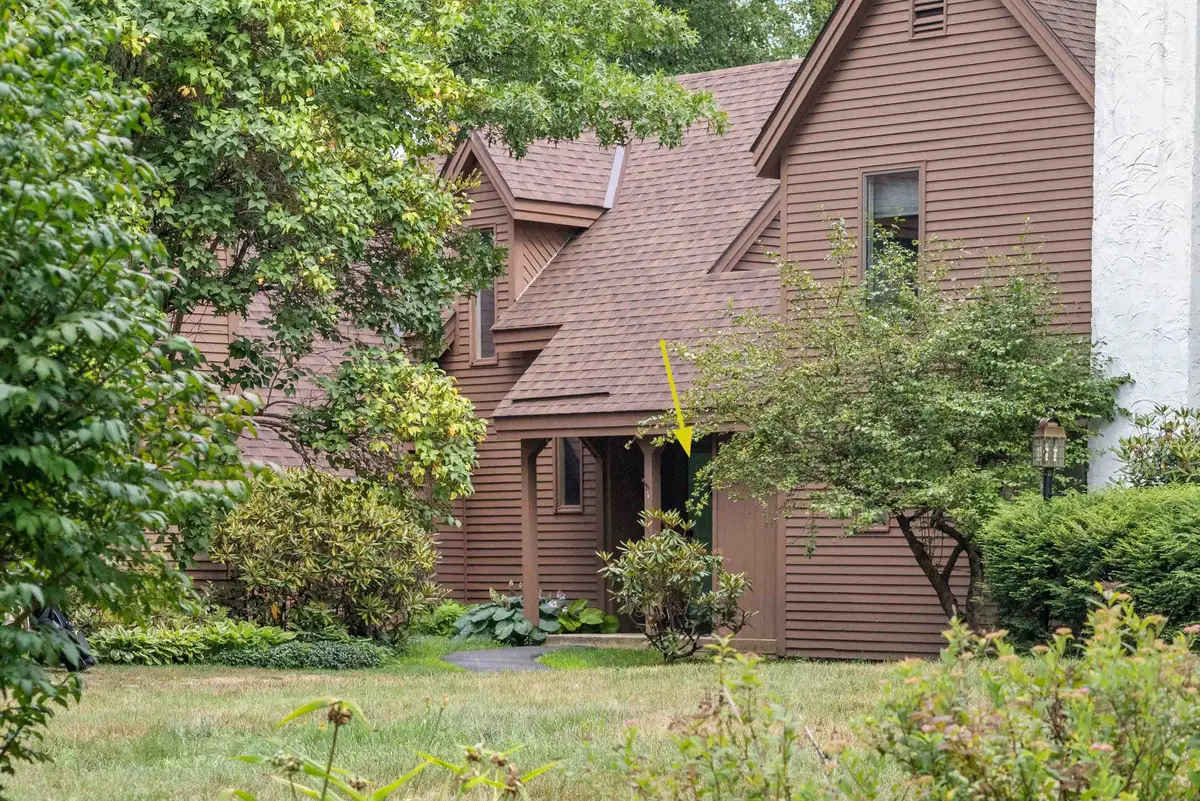807 Murphy's Road #B, Hartford, VT 05059 - #1