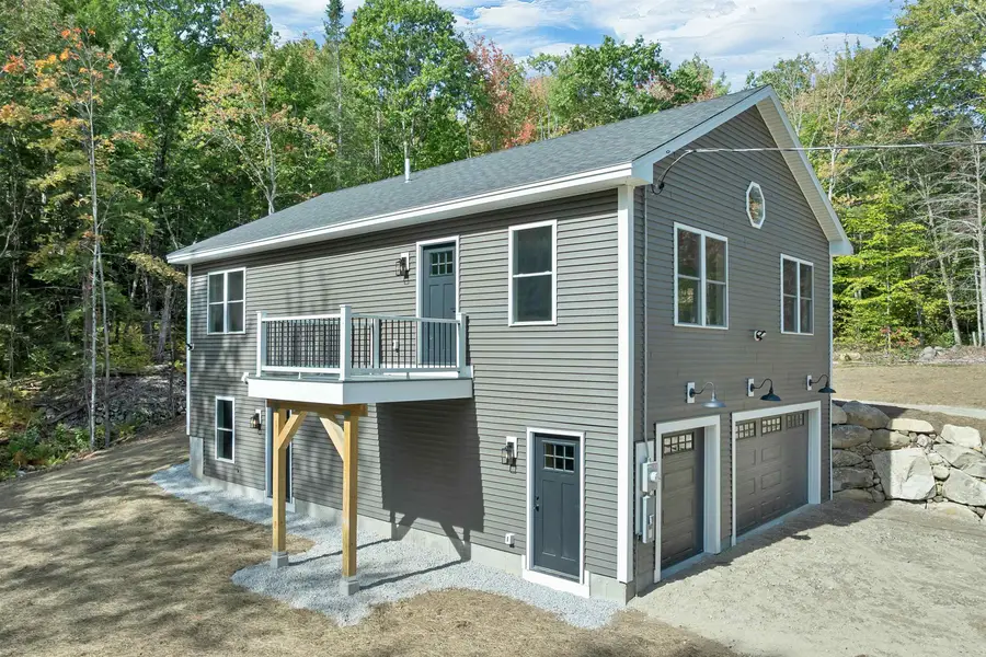 4 John's Terrace, Ossipee, NH 03864 - #2