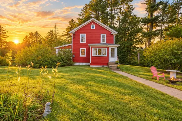 12 Cocheco Road, Farmington, NH 03835