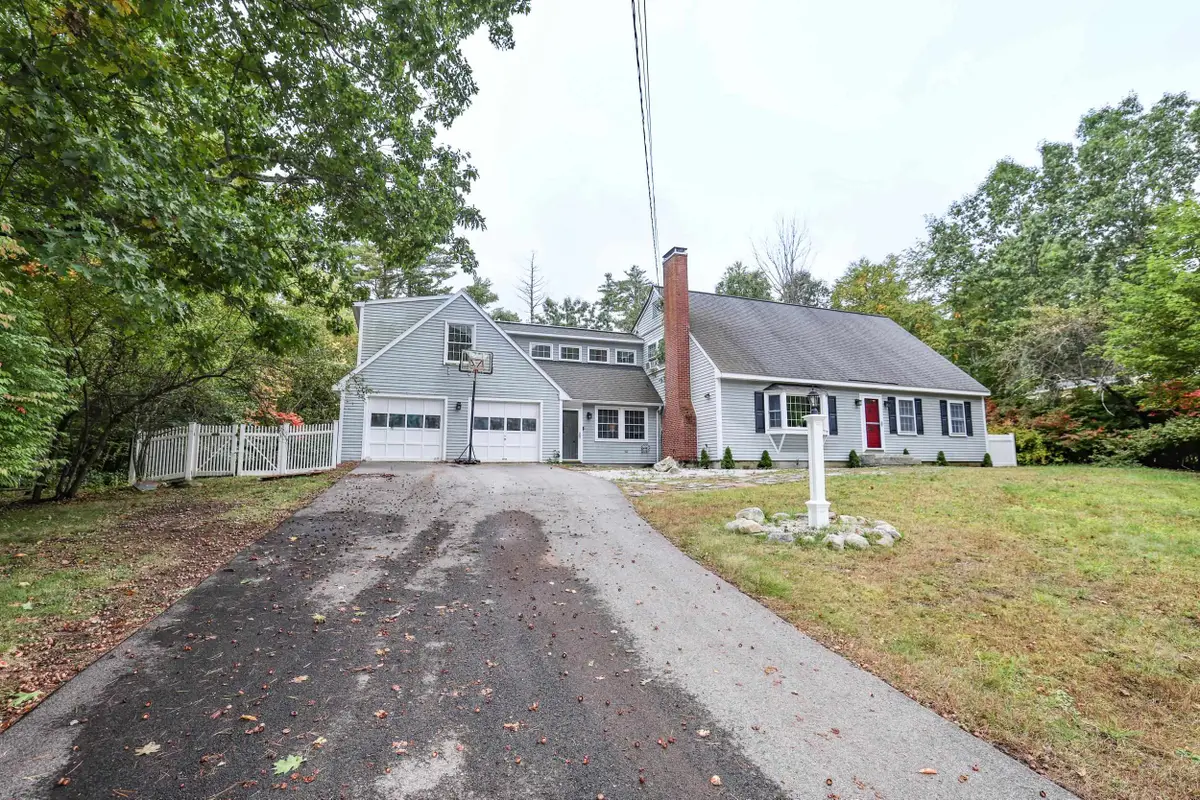 14 Pinewood Drive, Amherst, NH 03031 - #1