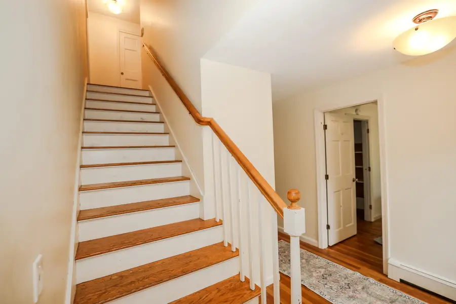 14 Pinewood Drive, Amherst, NH 03031 - #2