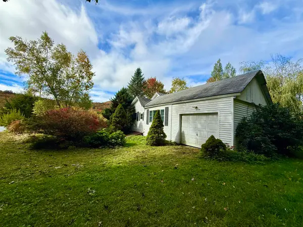 481 VT Rte 9 W, Wilmington, VT 05363