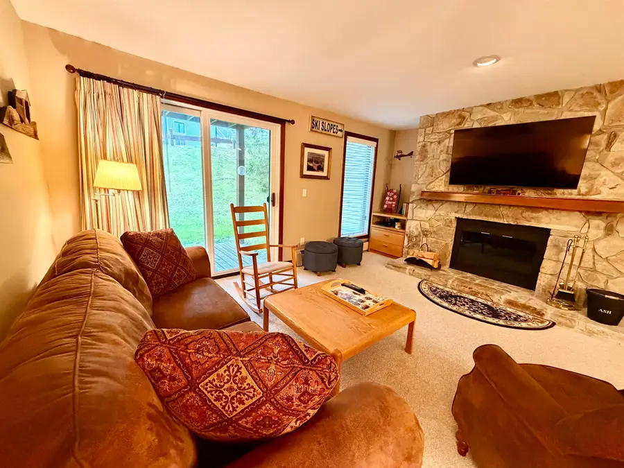 3J Trailside Village Way #G 26, Dover, VT 05356 - #2