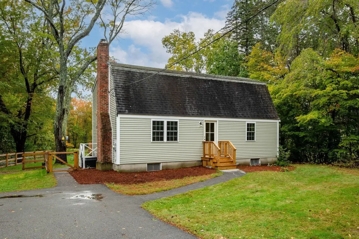 247 East Road, Hampstead, NH 03841 - #1