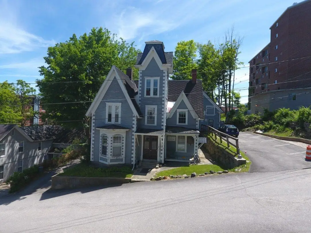 3 Pearl Street, Plymouth, NH 03264-1531 - #1