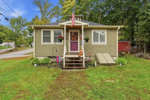 22 Gray Avenue, Farmington, NH 03835
