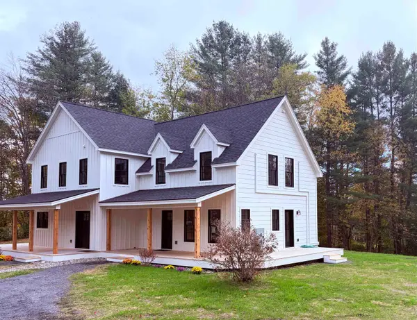 656 Luce Hill Road #Unit B, Stowe, VT 05672