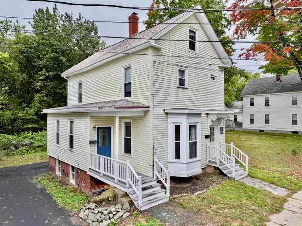 18 Maple Street, Dover, NH 03820
