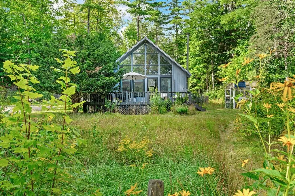323 Fairgrounds Road, Bradford, NH 03221 - #1