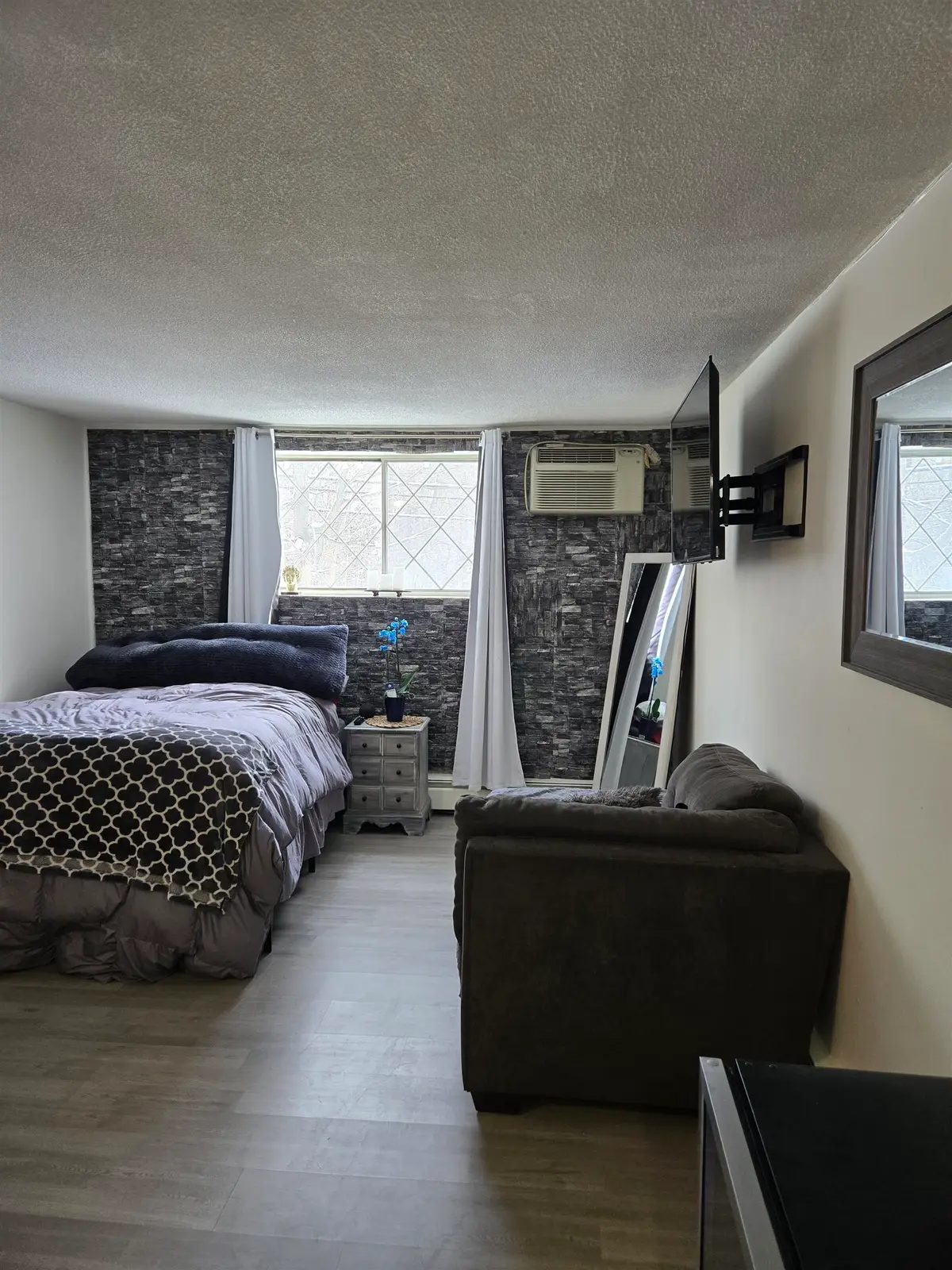 2 Silvestri Circle #6, Derry, NH 03038 - #1