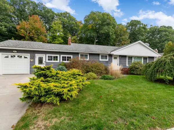 104 Wildwood Drive, Burlington, VT 05408