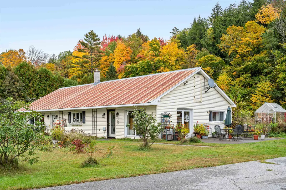 1820 Vermont Route 14, Woodbury, VT 05681 - #1