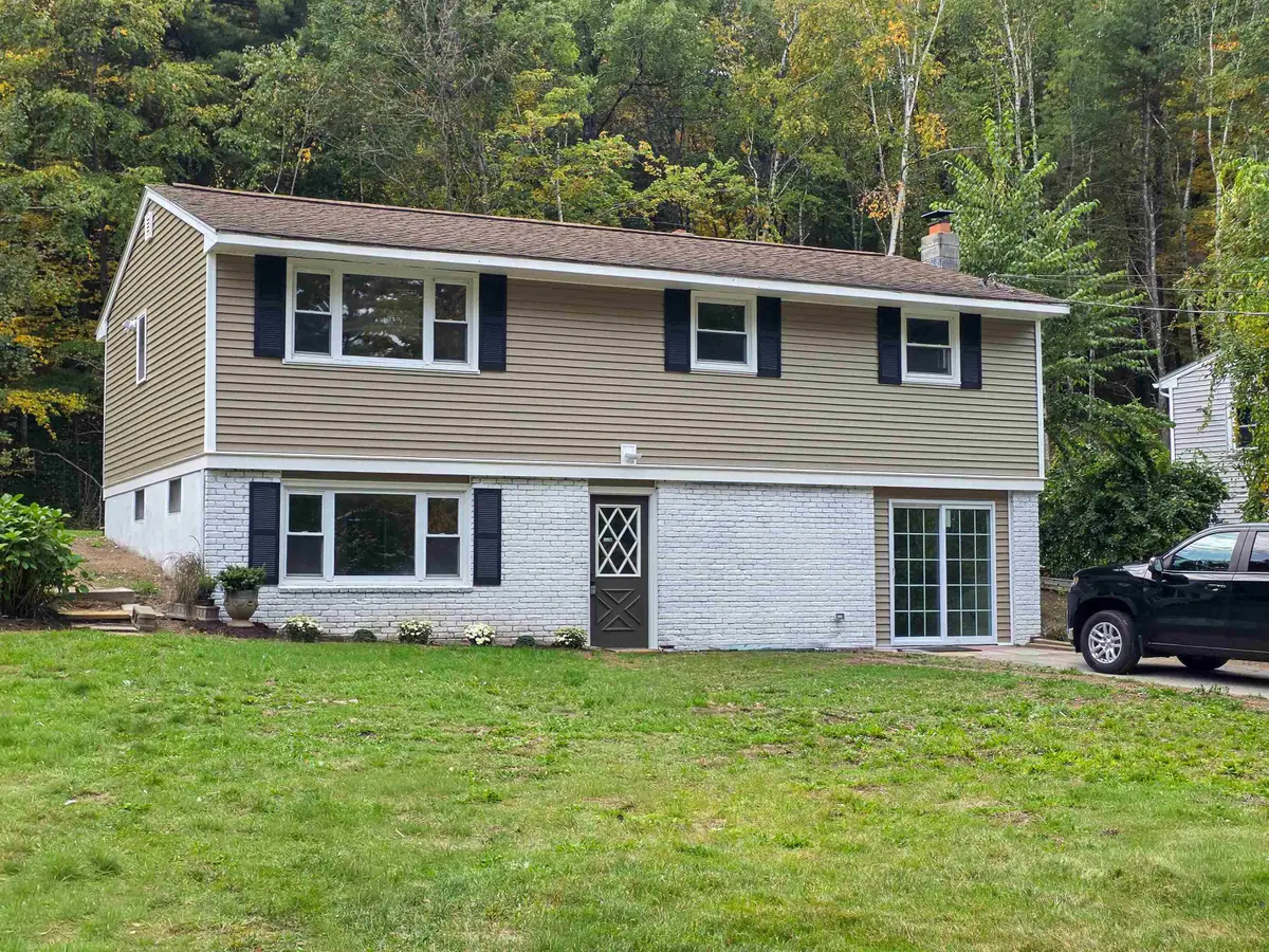 17 Bear Hill Road, Newton, NH 03858 - #1
