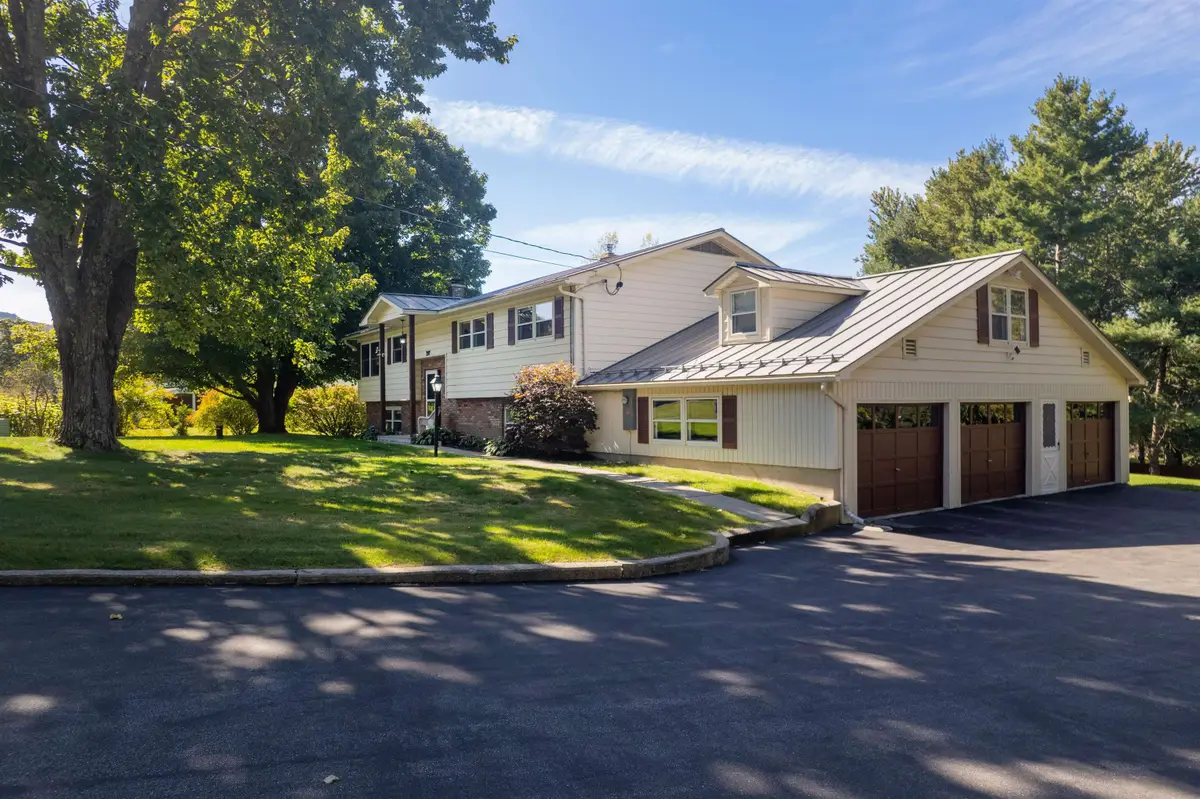397 Sunset Drive, Rutland, VT 05701 - #1