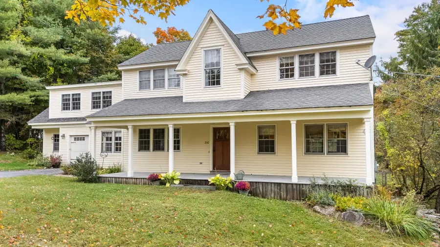 292 South Pleasant Street, New London, NH 03257 - #2
