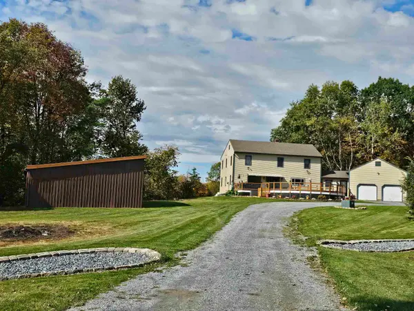 91 Dart Hill Road, Monkton, VT 05473