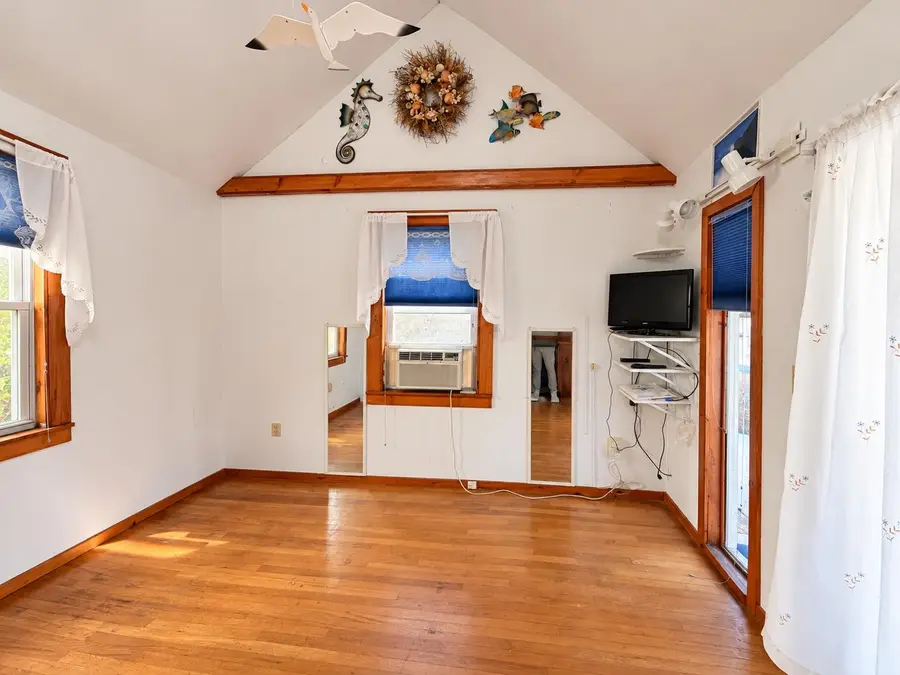 17 Whitten Street #3, Hampton, NH 03842 - #2